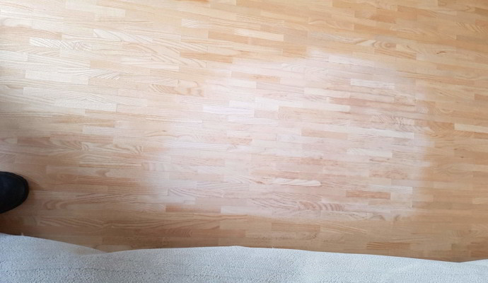 Kann man Parkett teilweise lackieren?